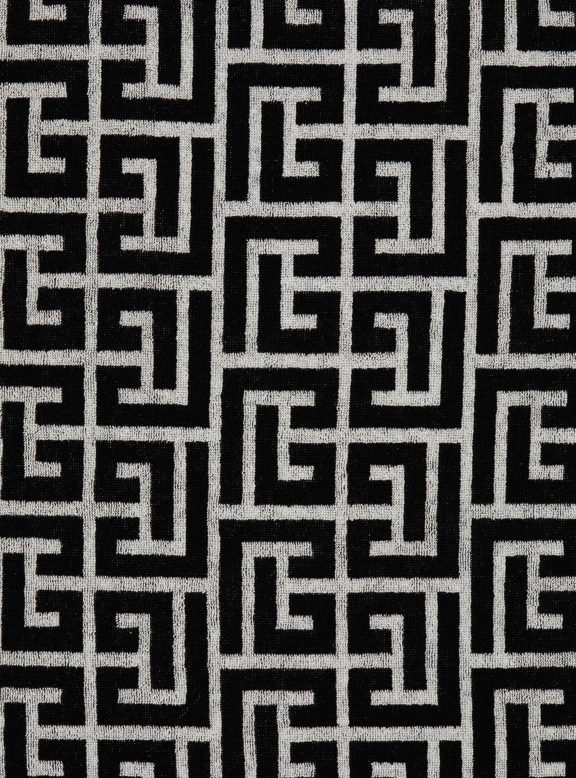 PB Labyrinth beach towel Product Image