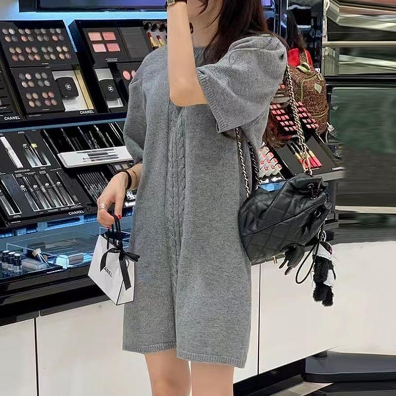 Elbow-Sleeve Crewneck Plain Shift Dress Product Image