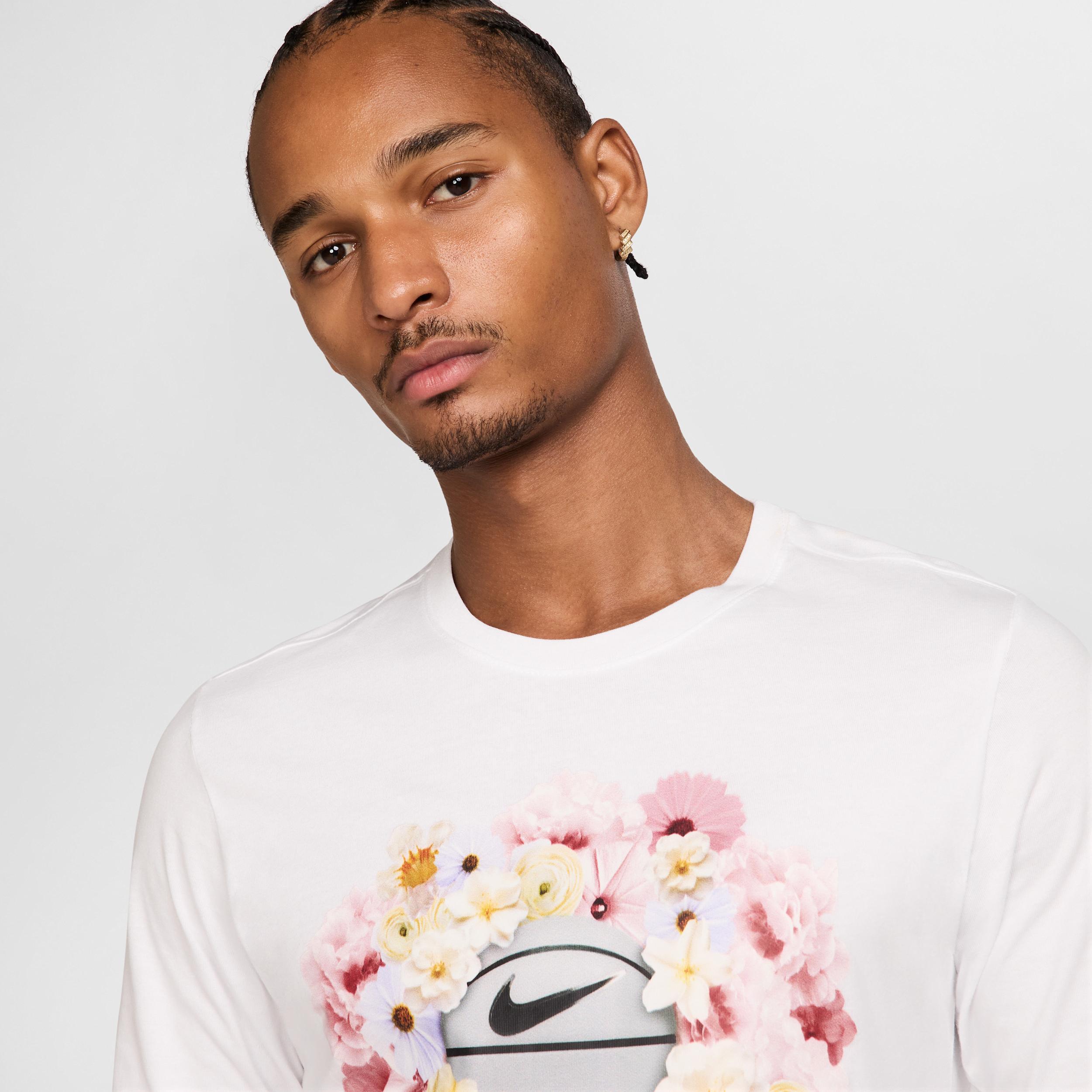Nike Men's Max90 Long-Sleeve Basketball T-Shirt Product Image