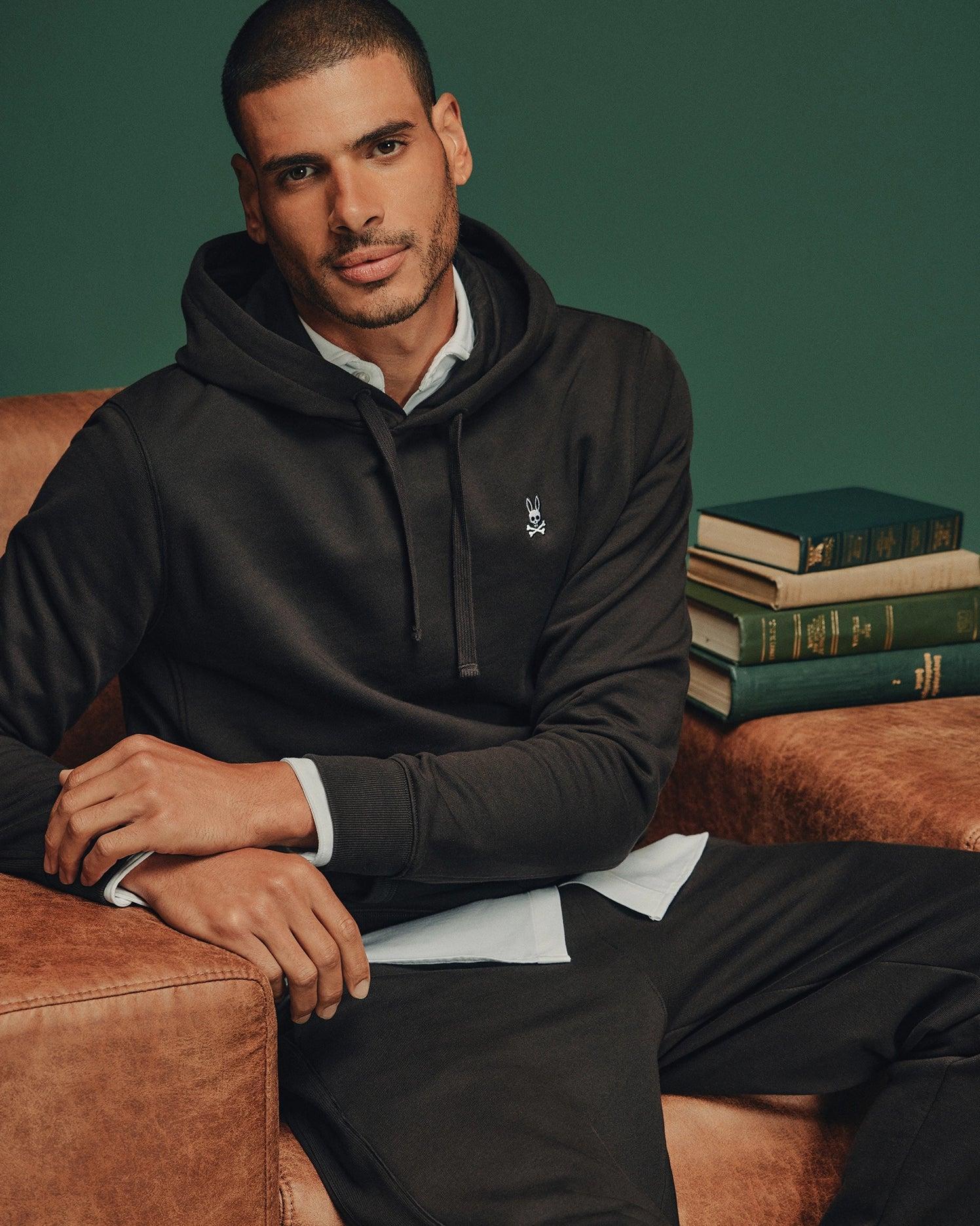 MENS LEVY ESSENTIAL FLEECE HOODIE - B6H859D200 Product Image
