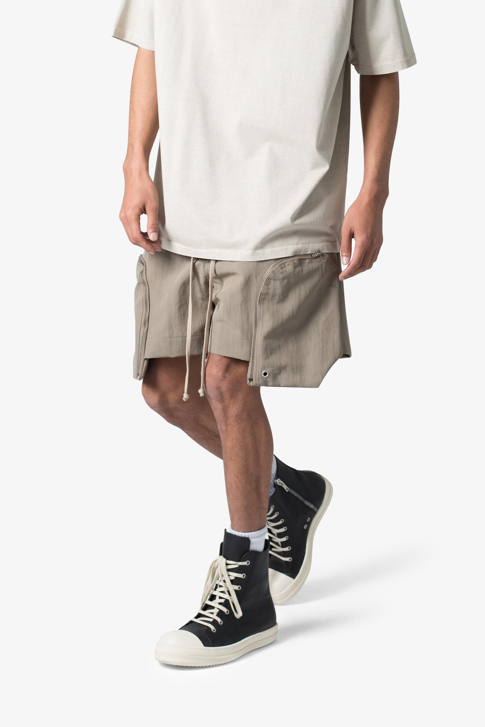 Front Pocket Geo Shorts - Olive Product Image