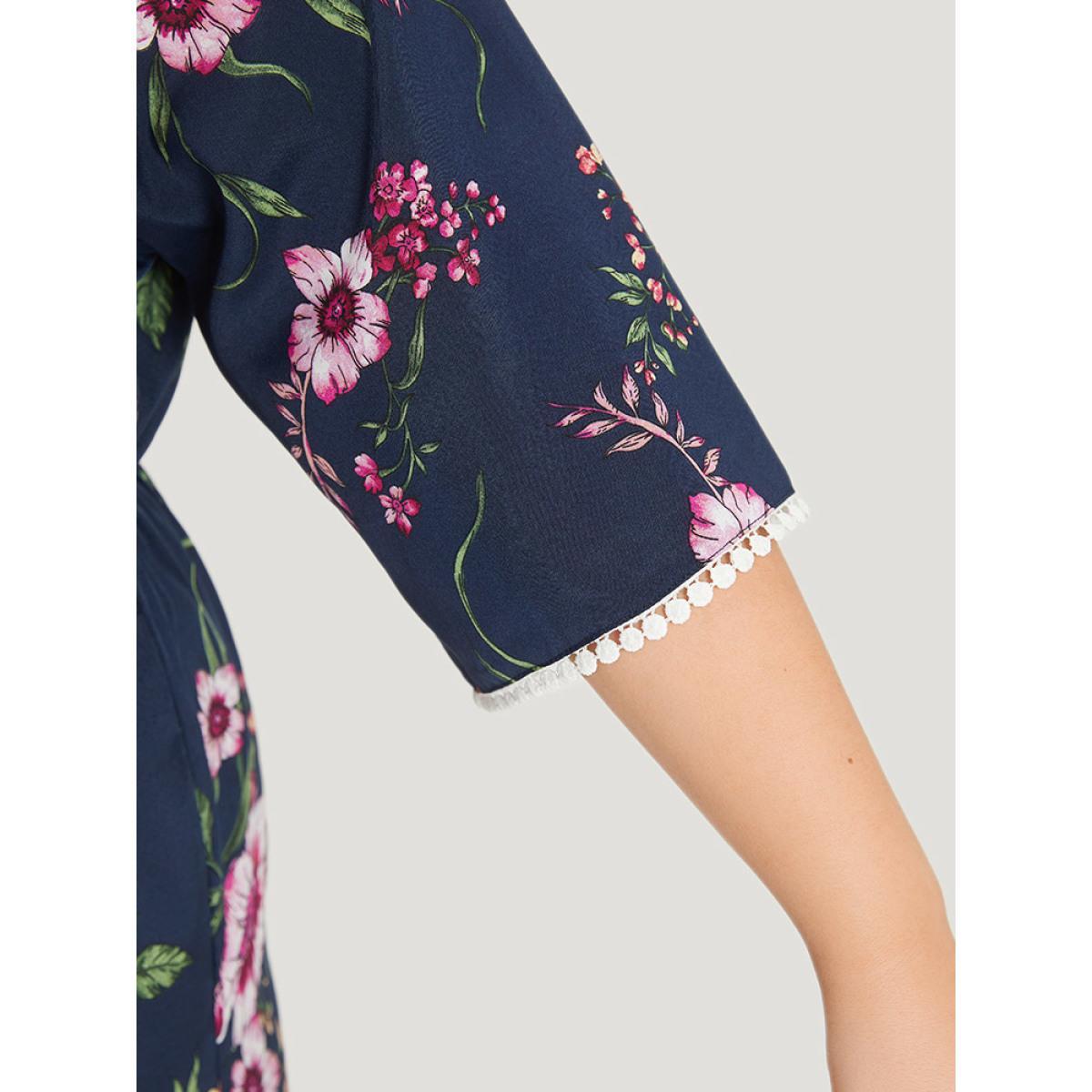 Plus Size DarkBlue Floral Print Overlap Collar Contrast Trim Pocket Jumpsuit Women Vacation Elbow-length sleeve V-neck Dailywear Loose Jumpsuits BloomChic 12/L Product Image