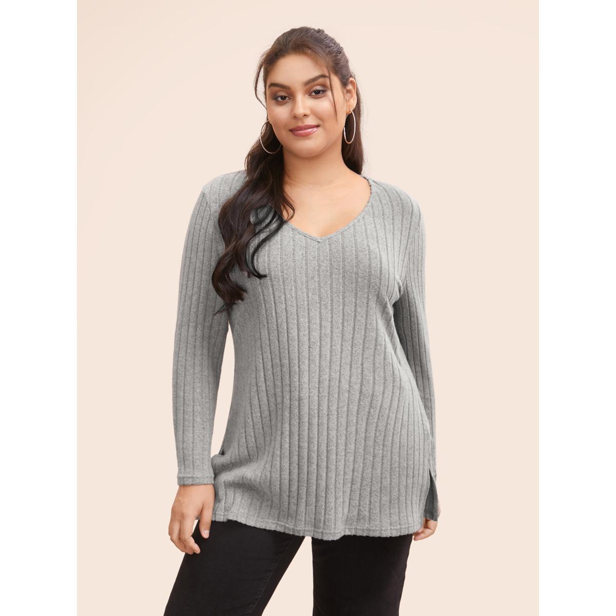 Plus Size Plain Textured Pit Strip Split Hem T-shirt LightGray Women Casual Texture V-neck Everyday T-shirts BloomChic 12/L Product Image