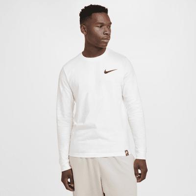 Men's Nike Sportswear Club Long-Sleeve T-Shirt Product Image