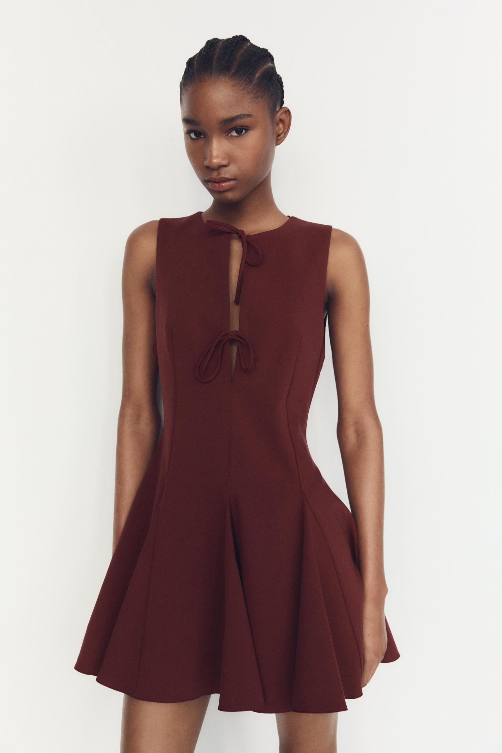 GODET BOW SHORT DRESS Product Image