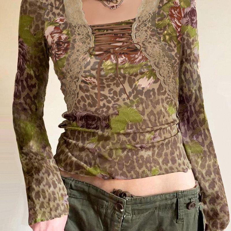 Long Sleeve Square Neck Leopard Print Cropped Top Product Image