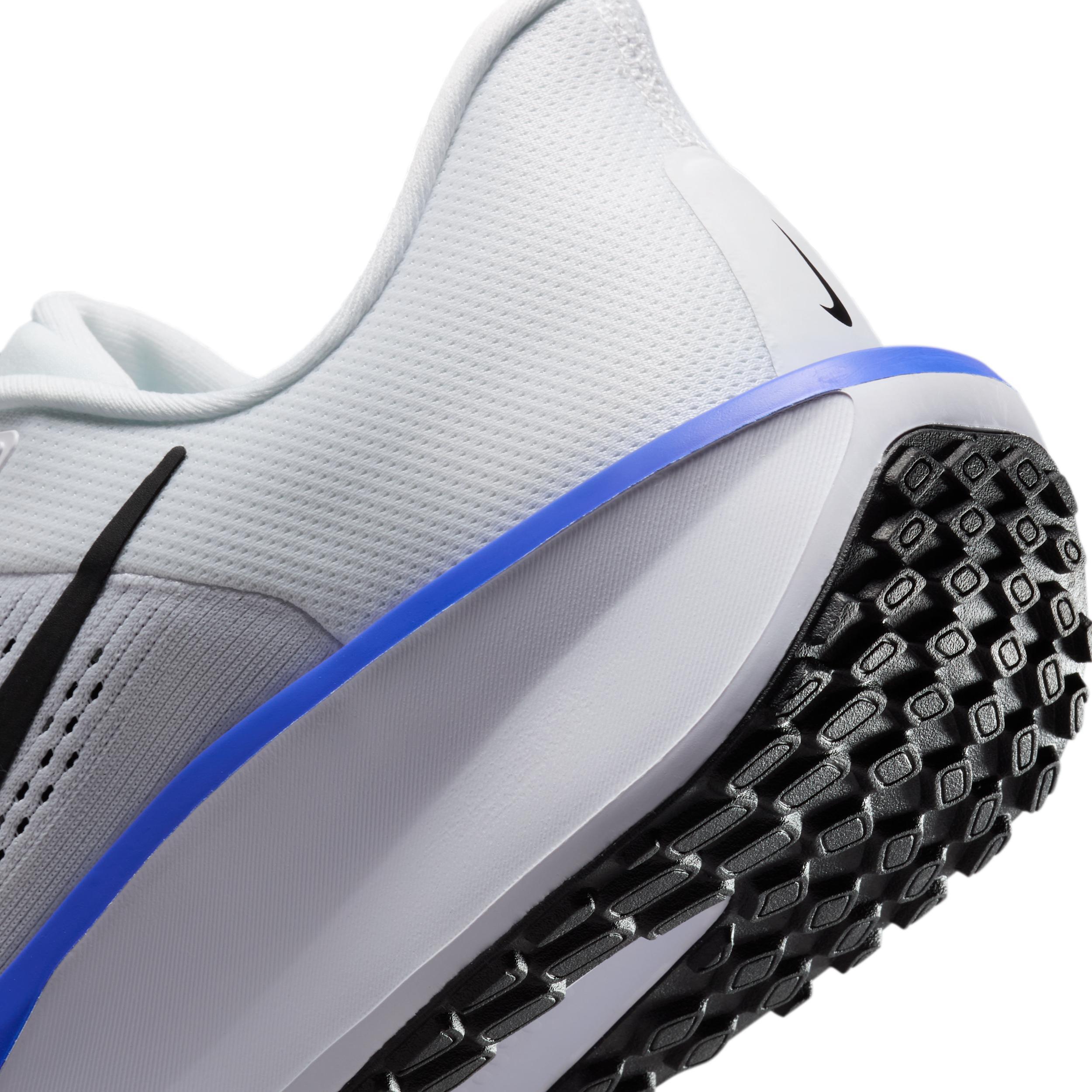 Nike Quest 6 Men's Road Running Shoes, Size: 9.5, White Black Royal Product Image