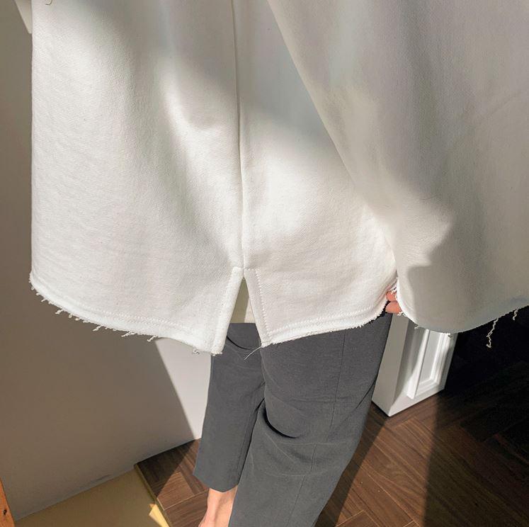 RT No. 327 OVERSIZE SWEATER Product Image