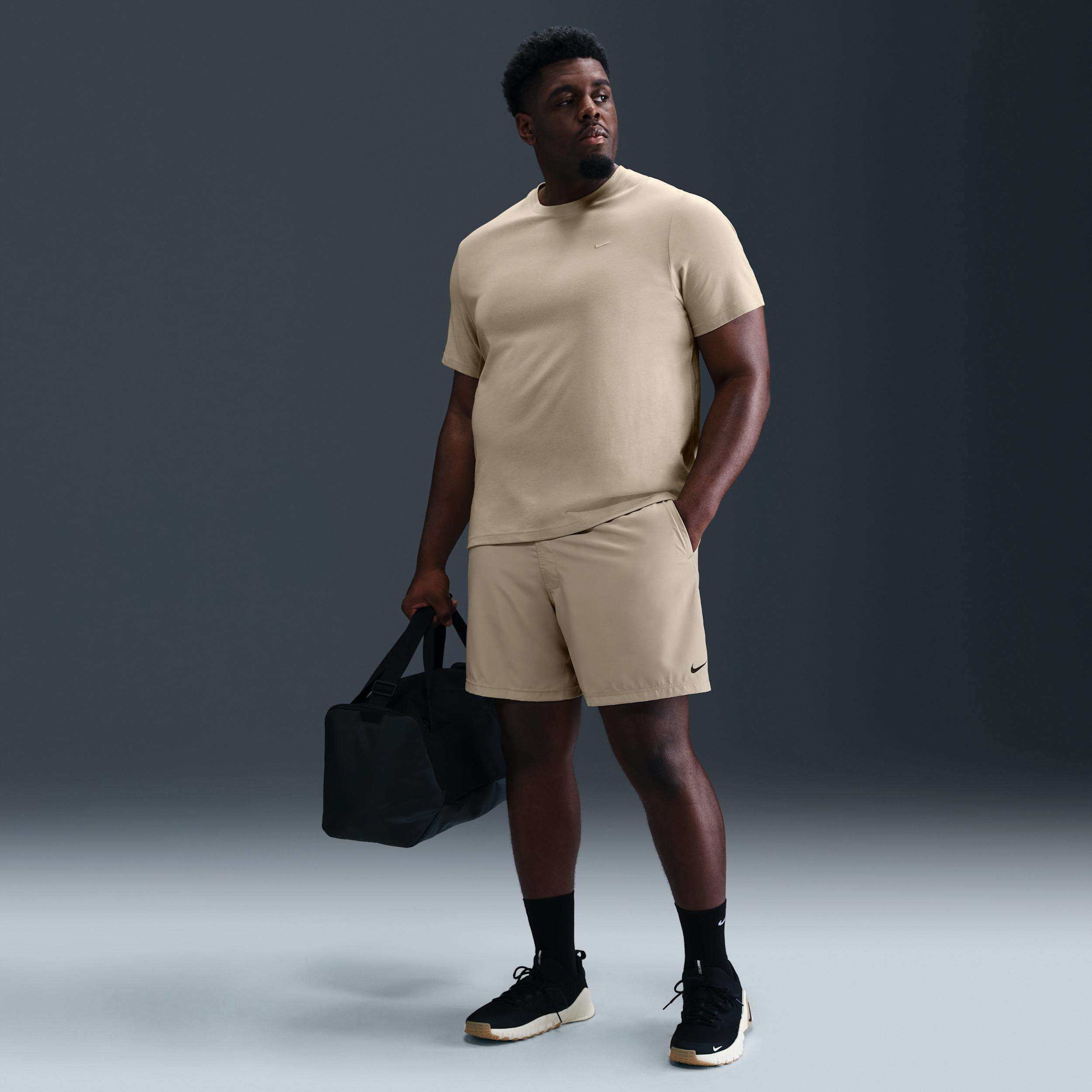 Nike Men's Form Dri-FIT 7" Unlined Versatile Shorts Product Image