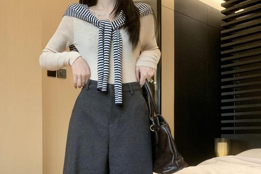 High Rise Plain Wide Leg Pants Product Image