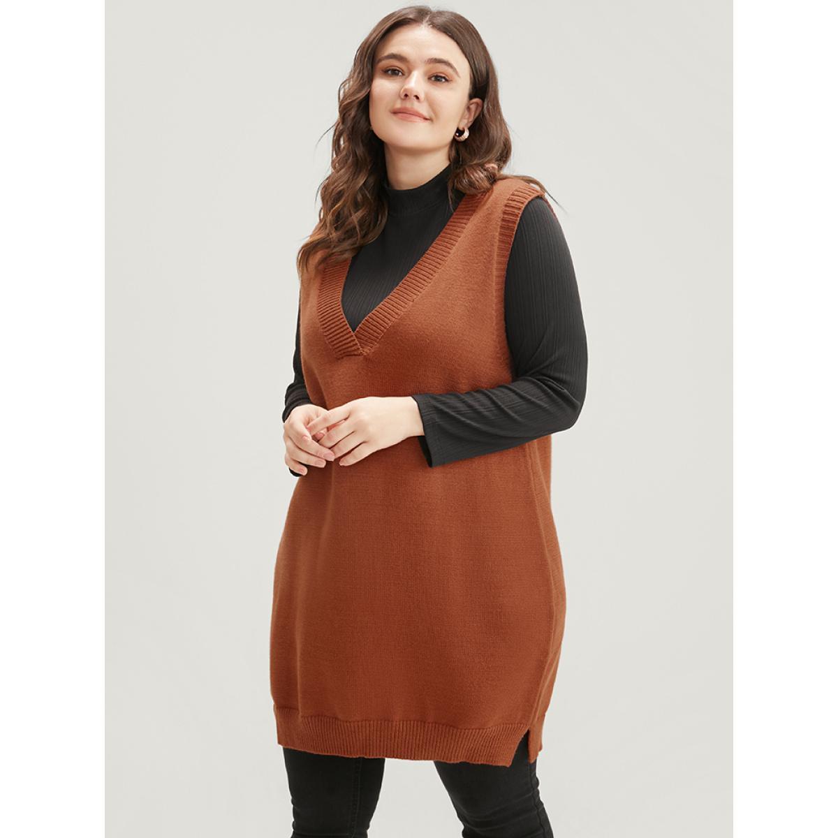 Plus Size Solid Pointelle Knit V Neck Sleeveless Knit Top Brown Women Elegant Sleeveless V-neck Dailywear Pullovers BloomChic 18-20/2X Product Image