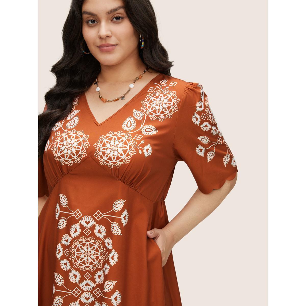 Plus Size Bandana Print Pocket Pleated Detail Dress Rust Women Resort Non V-neck Half Sleeve Curvy Midi Dress BloomChic 22-24/3X Product Image