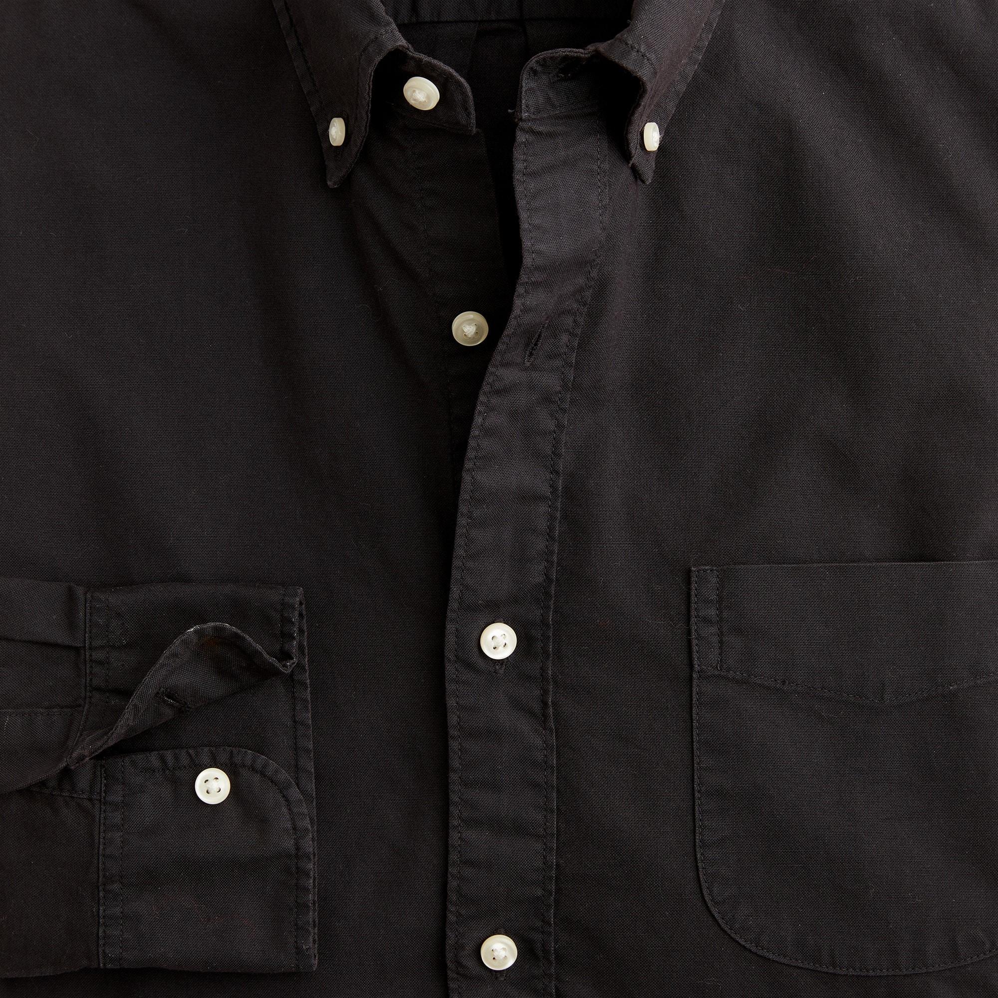 Slim Broken-in garment-dyed organic cotton oxford shirt Product Image