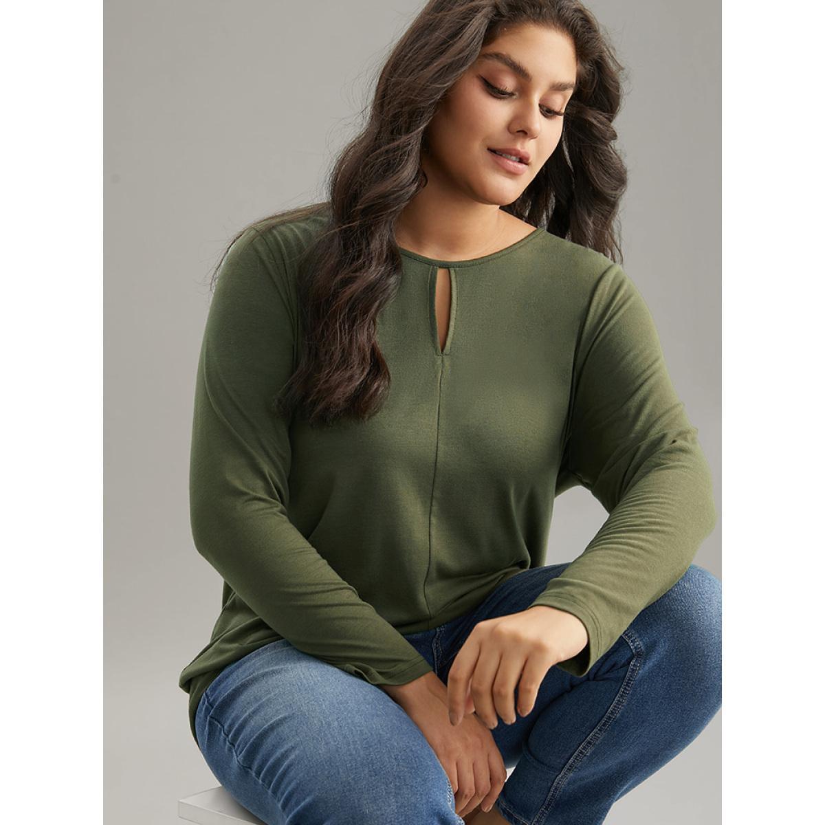 Plus Size Plain Cut Out Round Neck Knit T-shirt ArmyGreen Women Elegant Cut-Out Plain Round Neck Dailywear T-shirts BloomChic 18-20/2X Product Image