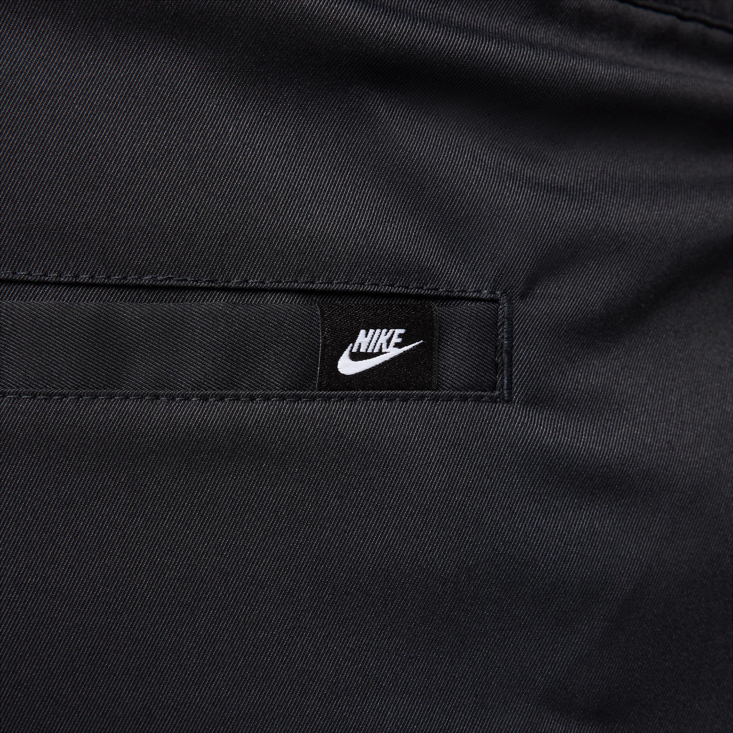 Nike Men's Club Woven Tapered Pants Product Image