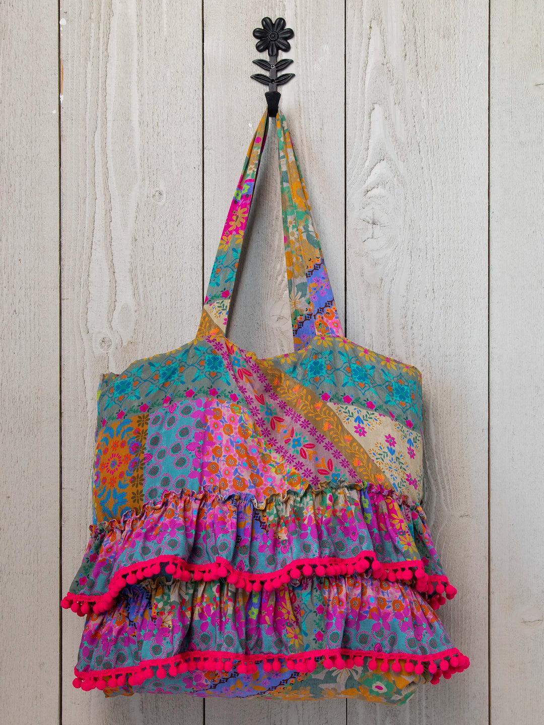Ruffle Tote Bag Product Image