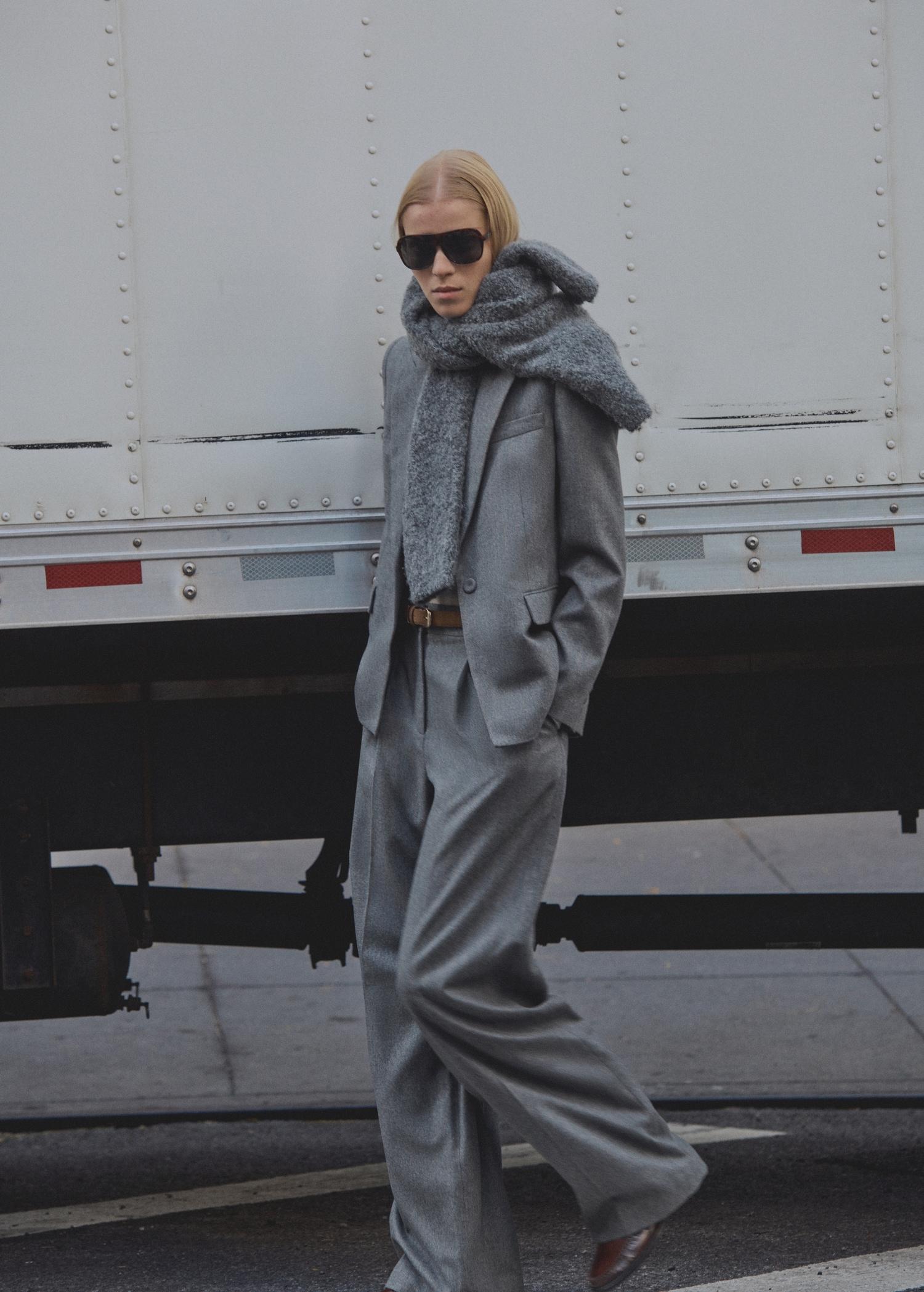Virgin wool suit jacket - Women | MANGO USA Product Image