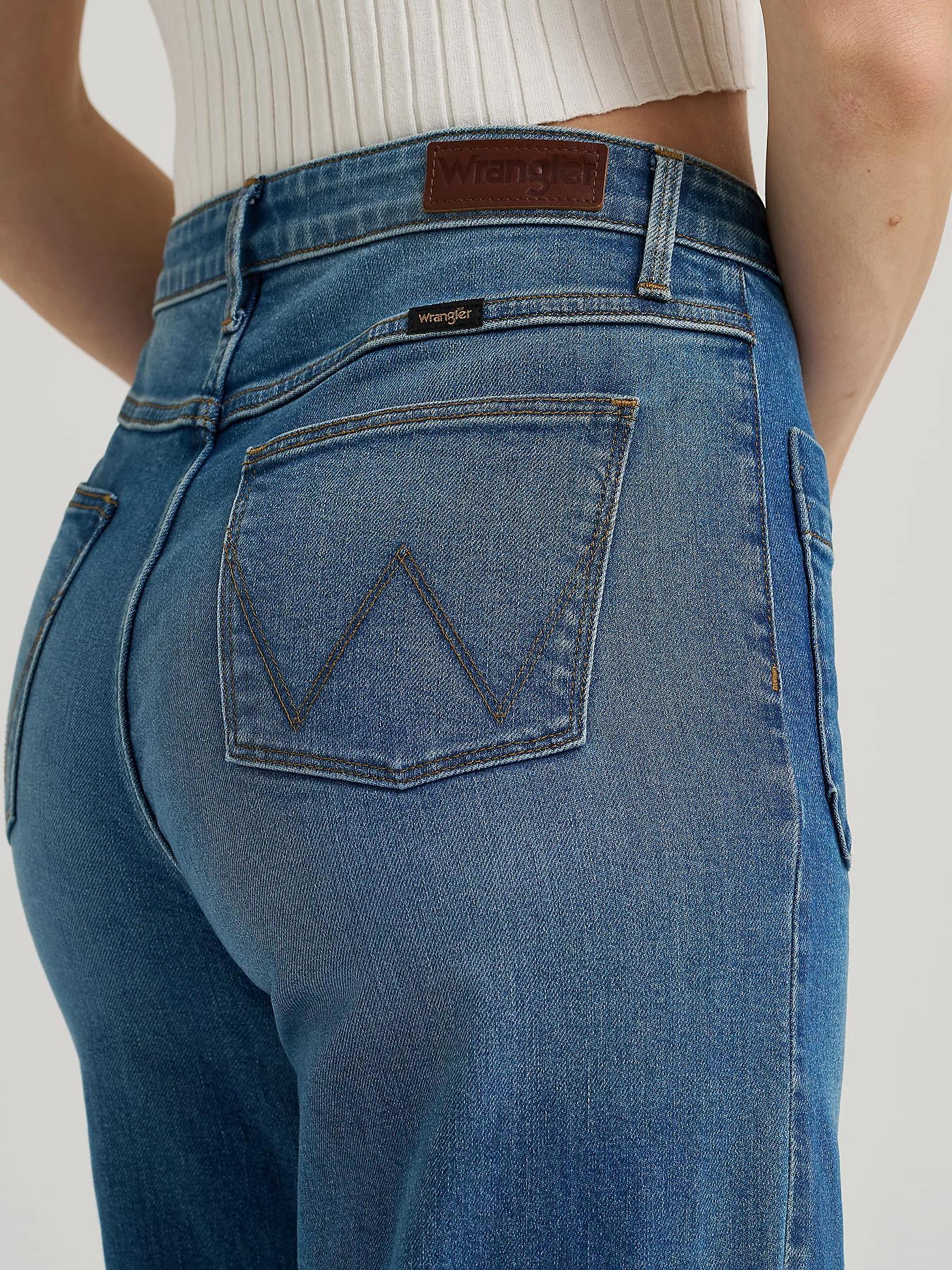 Women's Patch Pocket Wide Leg Jean | Women's JEANS | Wrangler® Product Image