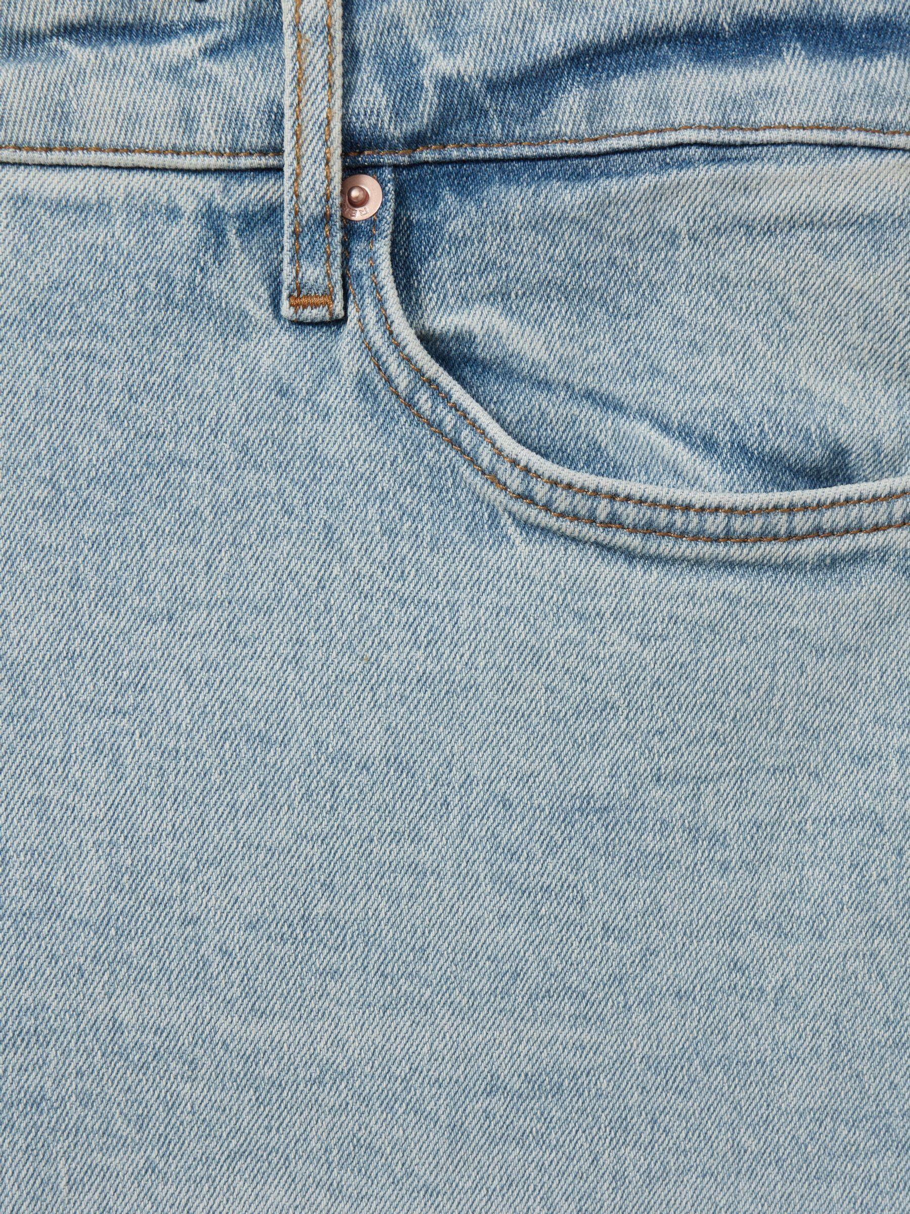 Wide Leg Jeans in Light Blue Product Image