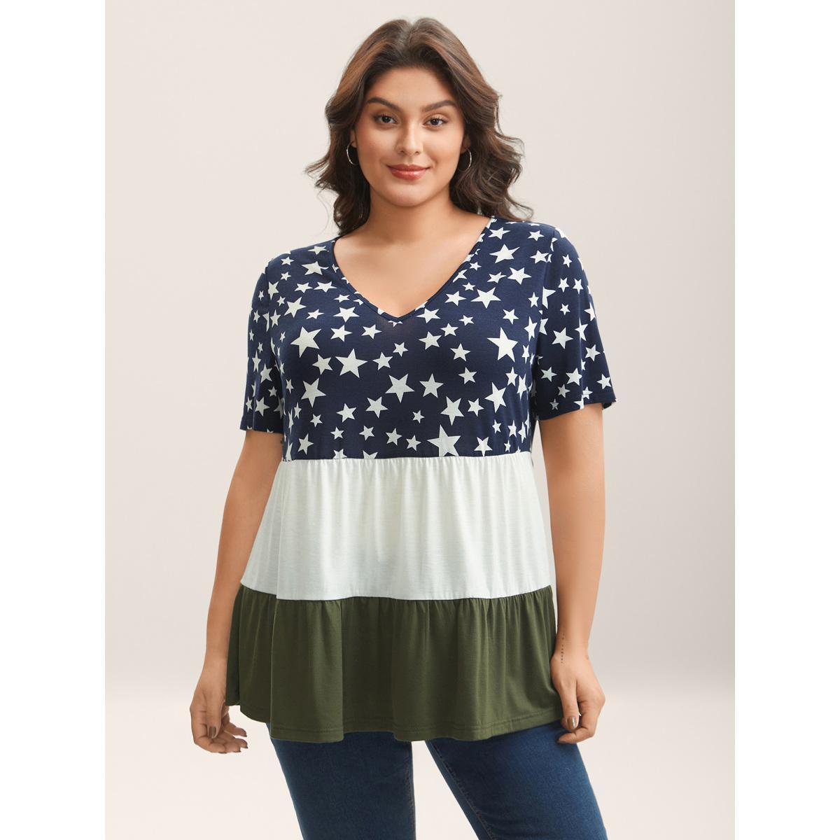 Plus Size Star Print Color Contrast Tiered T-Shirt Multicolor Women Gathered V-neck Everyday-Casual T-shirts BloomChic 12/L Product Image