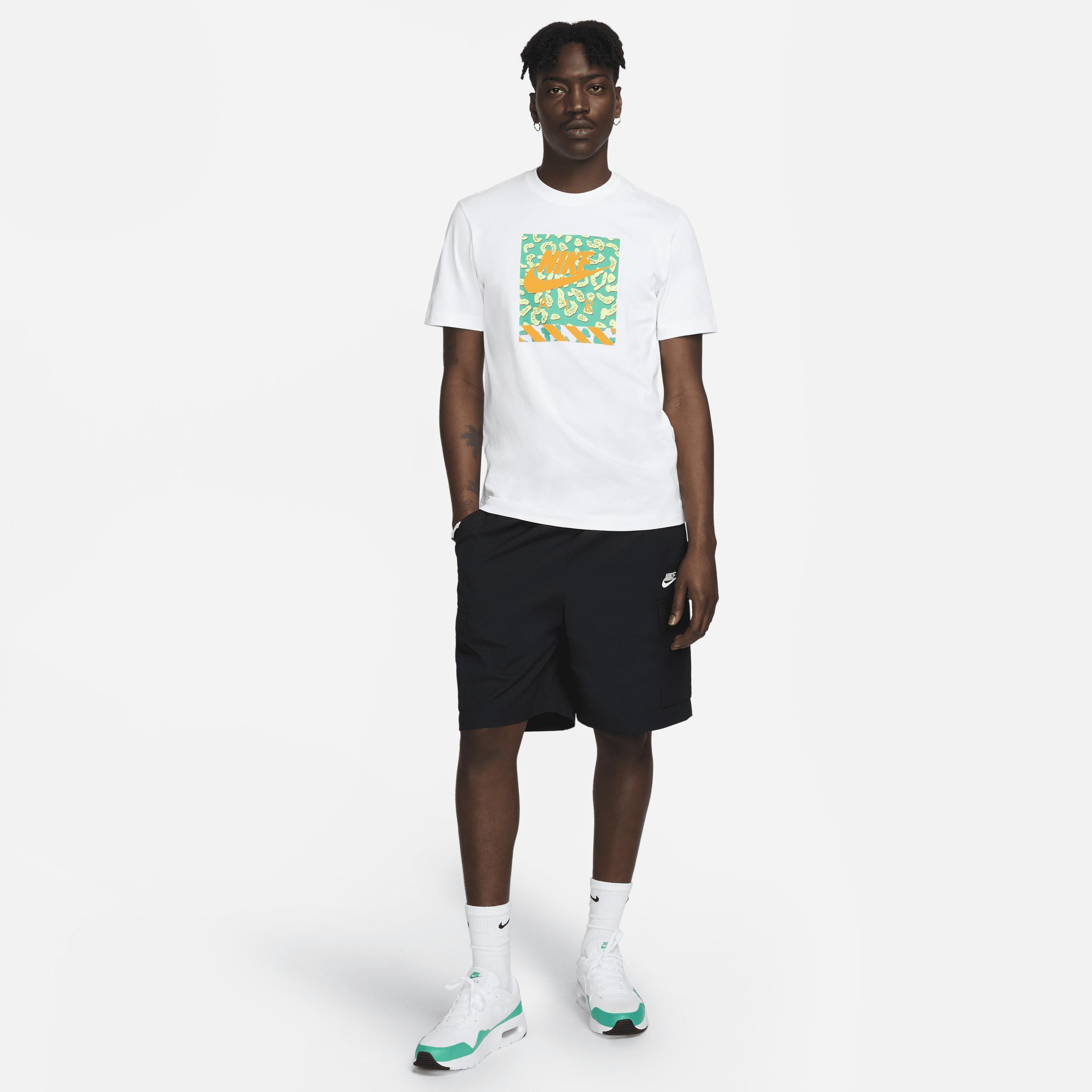 Nike Men's Club Woven Cargo Shorts Product Image