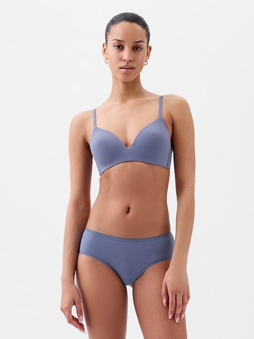 Breathe Wireless Bra Product Image