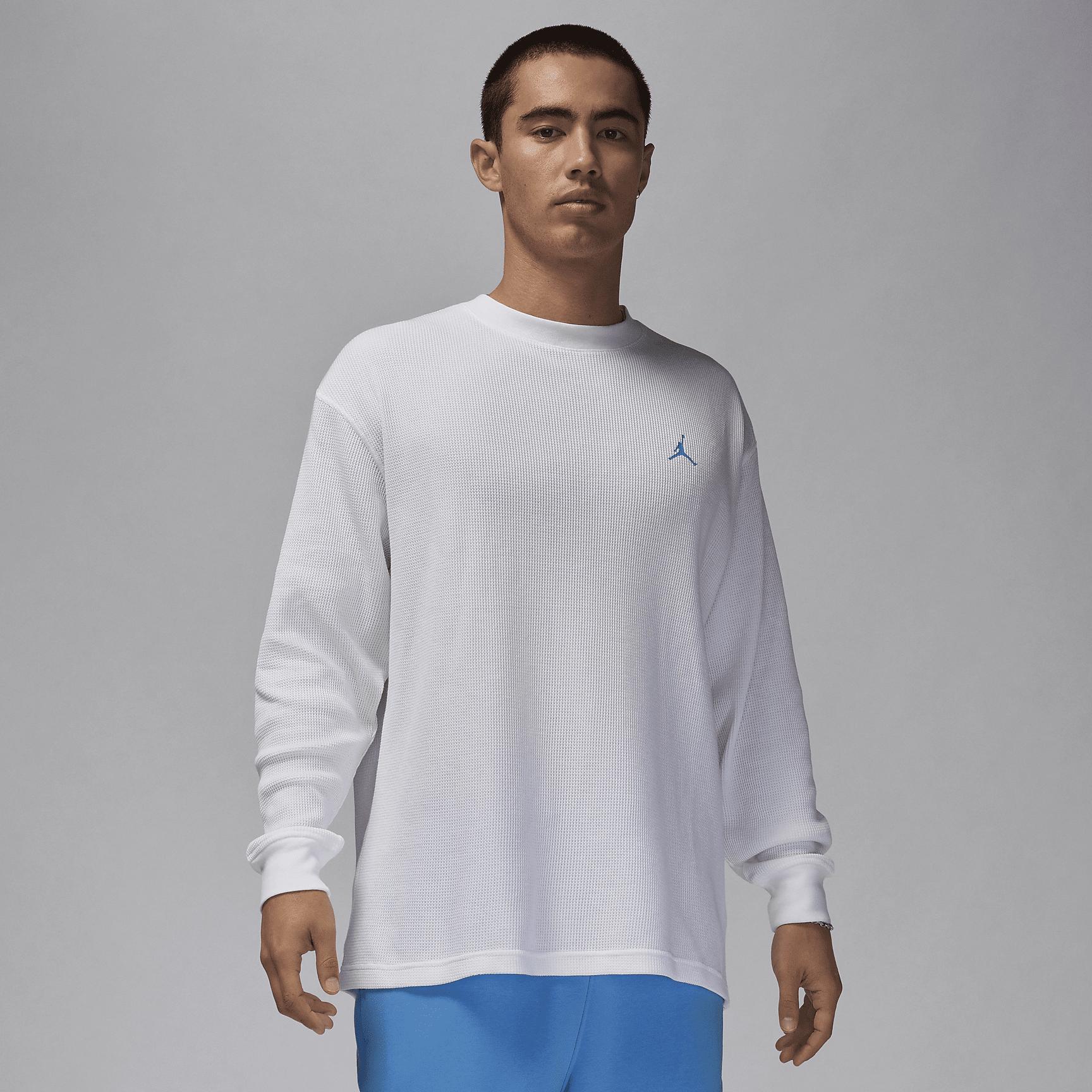 Jordan Essentials Men's Long-Sleeve Top Product Image