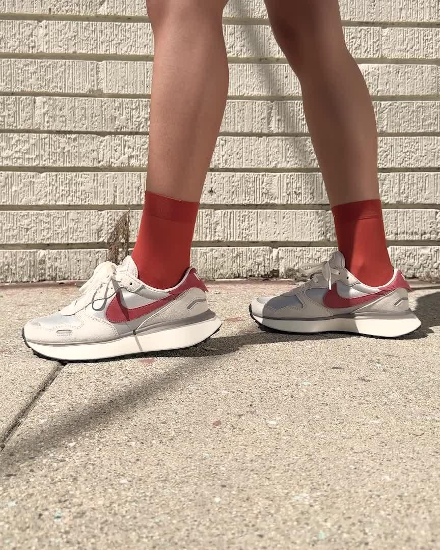 Nike Phoenix Waffle Women's Shoes Product Image