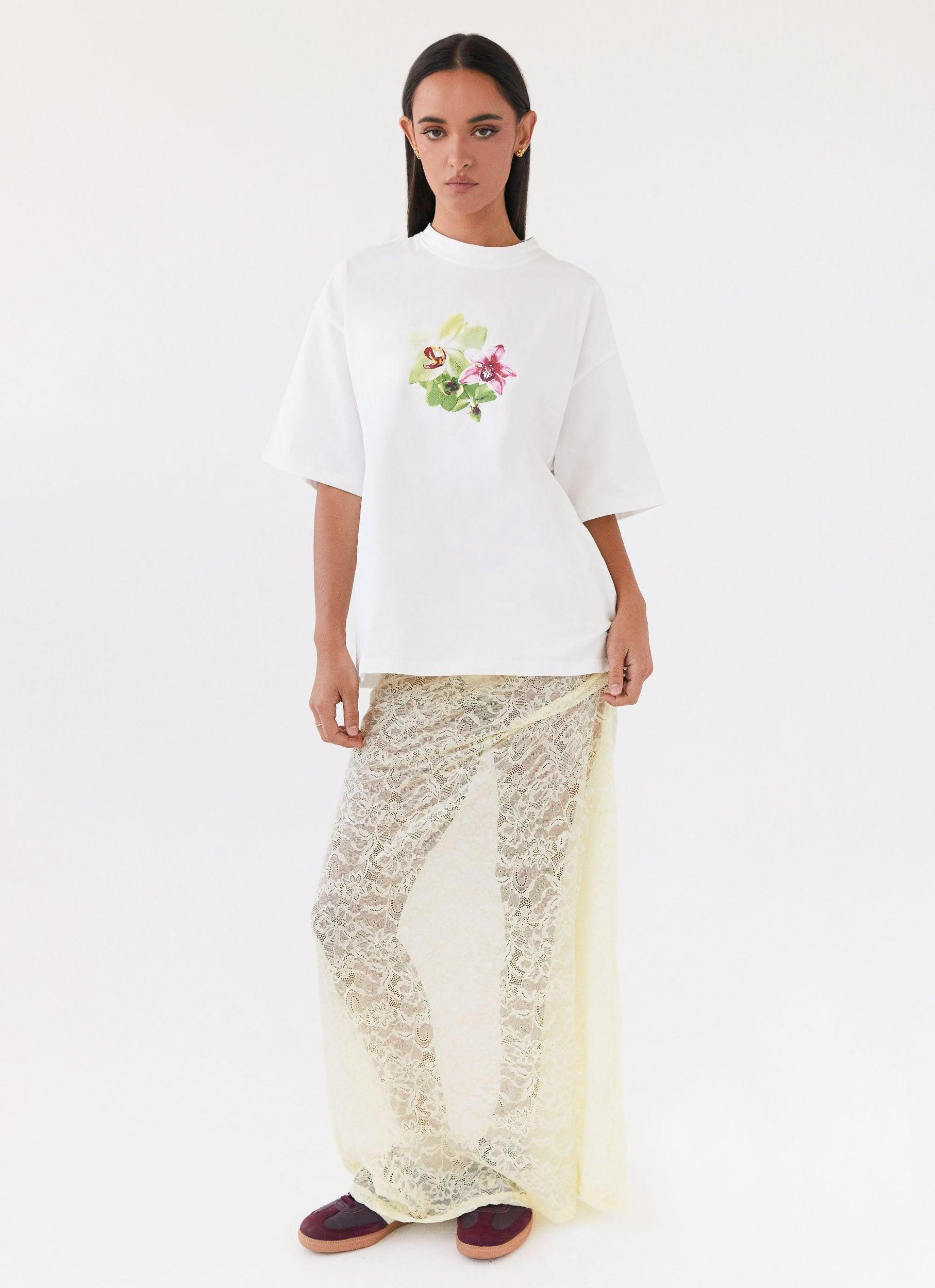 Lillies Oversized Tee - White Product Image
