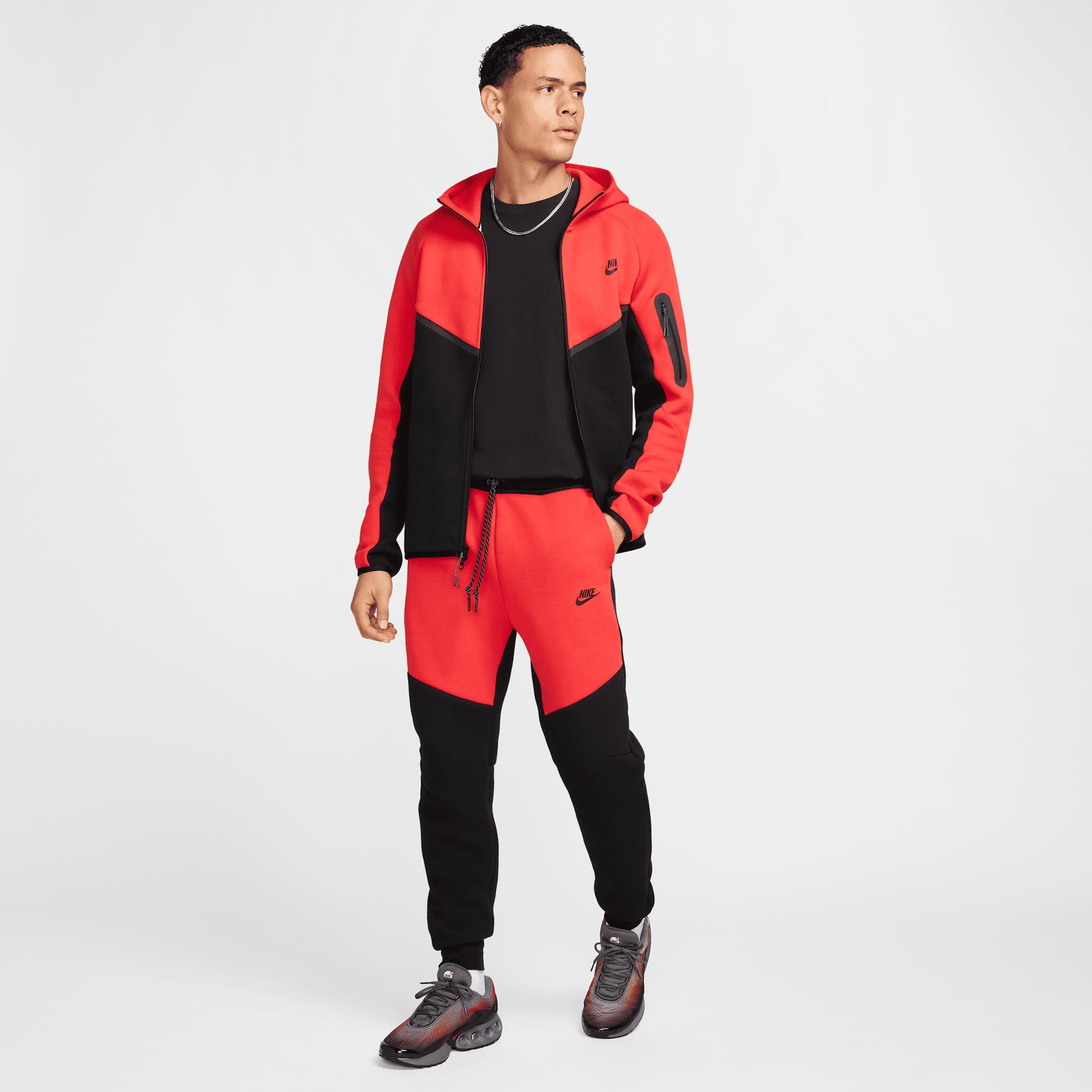 Nike Men's Tech Fleece Jogger Pants Product Image