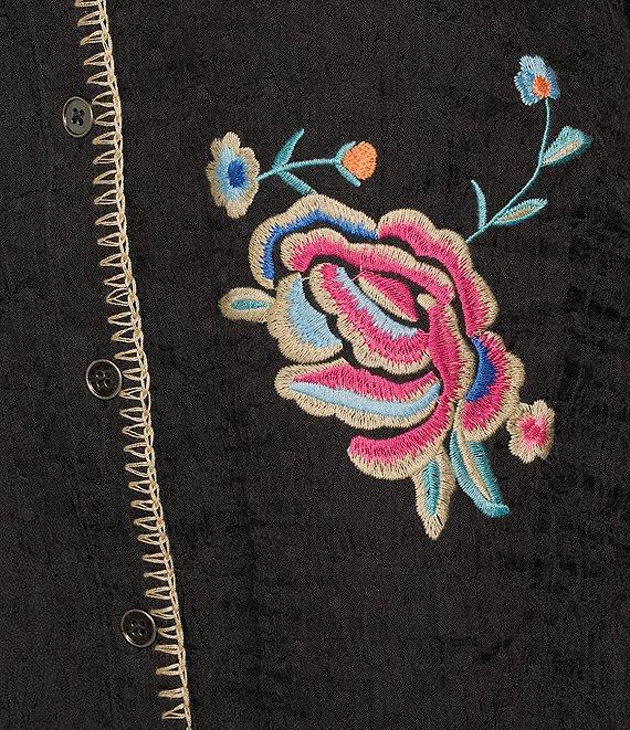 Calessa Floral Embroidered Textured Crinkle Point Collar Long Sleeve Button-Front Shirt Product Image