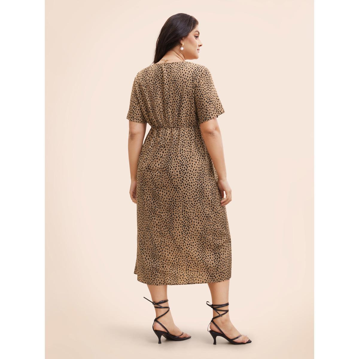 Plus Size Leopard Print Heart Neckline Split Side Dress Bronze Women Elegant Gathered Heart neckline Short sleeve Curvy BloomChic 12/L Product Image