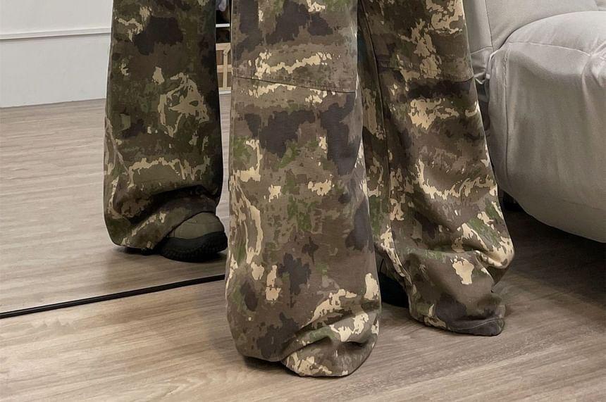 Drawstring Waist Camo Print Wide Leg Cargo Pants Product Image