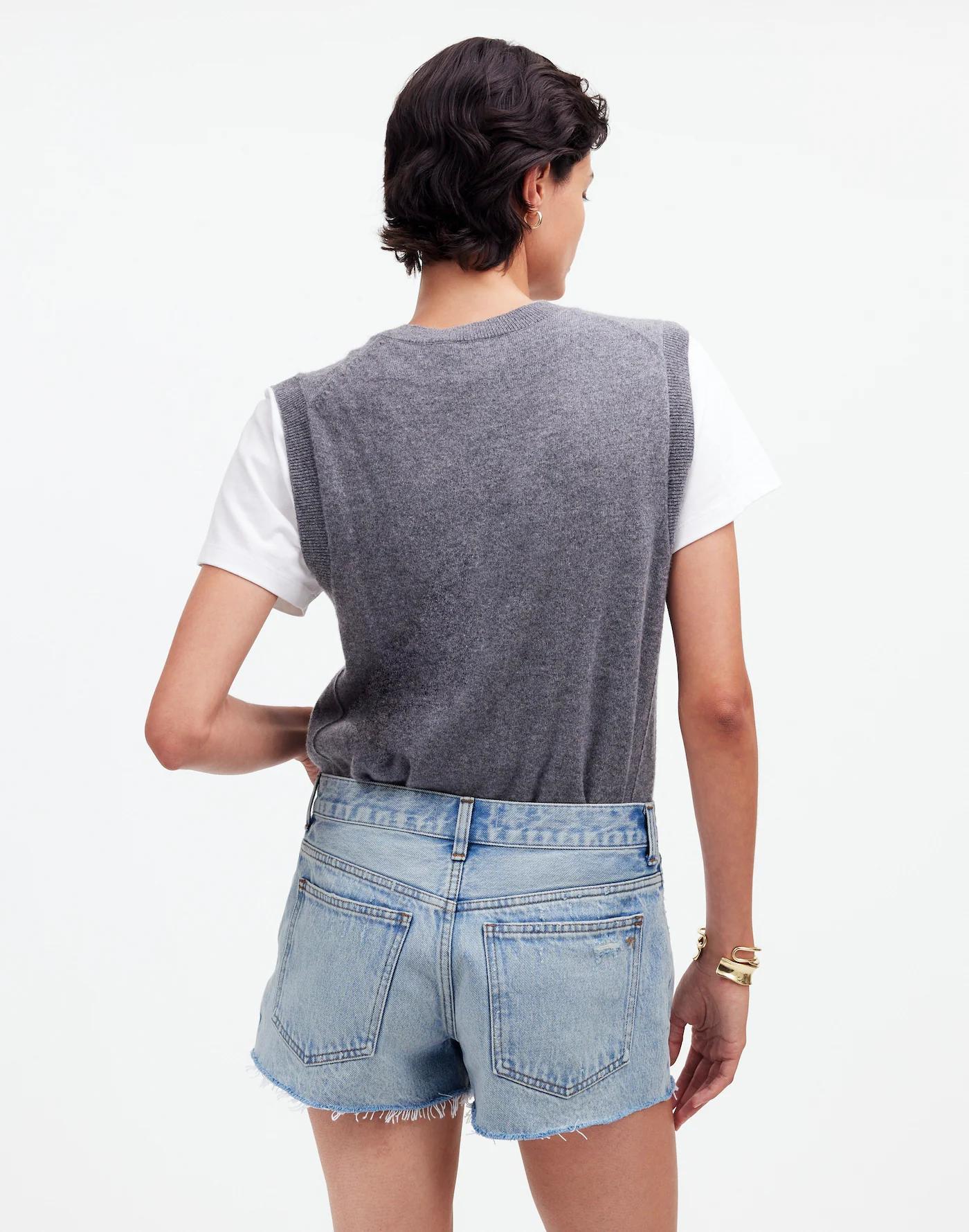 Low-Rise Boyfriend Shorts in Kalamazoo Wash: Raw-Hem Edition Product Image
