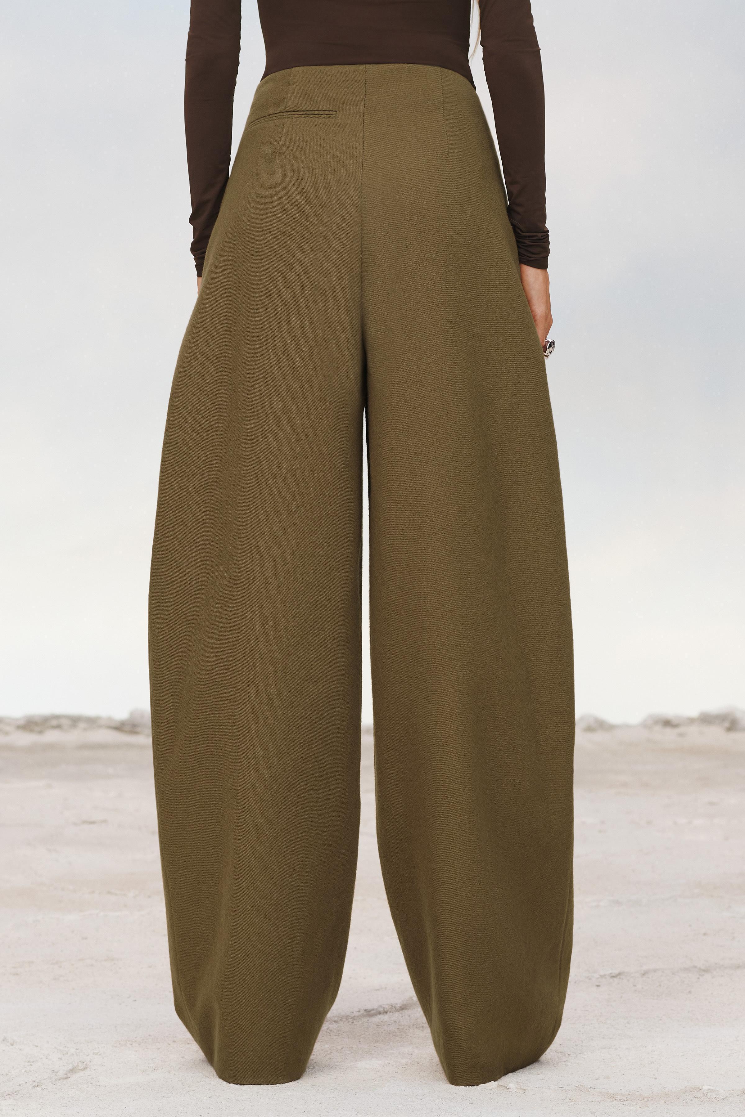 100% WOOL PANTS LIMITED EDITION Product Image
