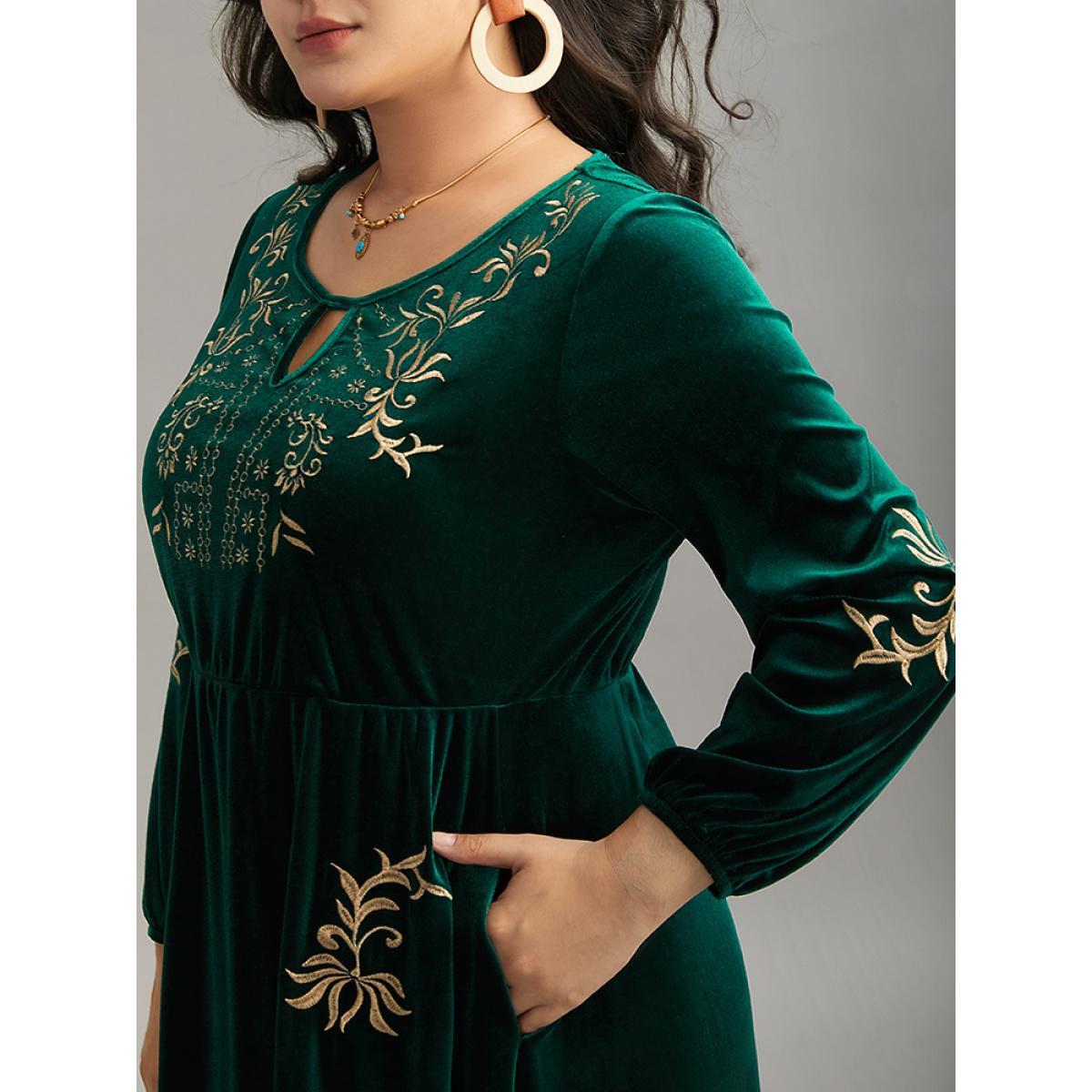 Plus Size Boho Print Embroidered Velvet Keyhole Dress DarkGreen Women Vacation Velvet Keyhole Cut-Out Long Sleeve Curvy Midi Dress BloomChic 18-20/2X Product Image