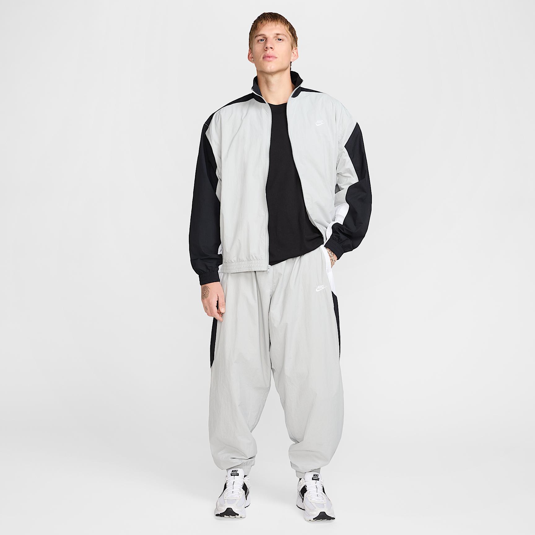 Nike Men's Club Oversized Woven Track Pants Product Image