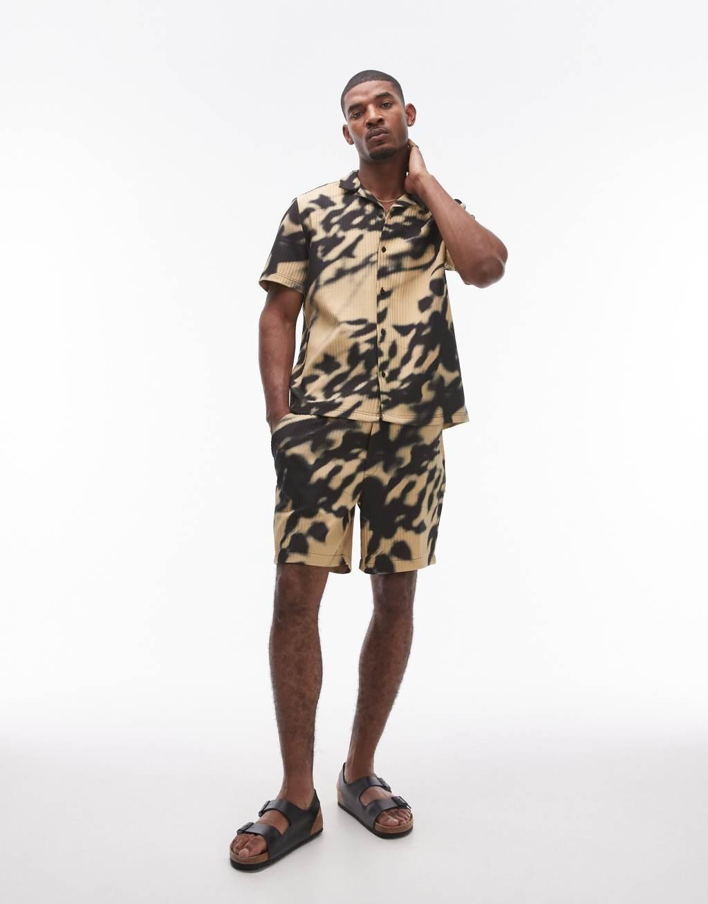 Topman short sleeve blurred printed plisse shirt in black - part of a set Product Image