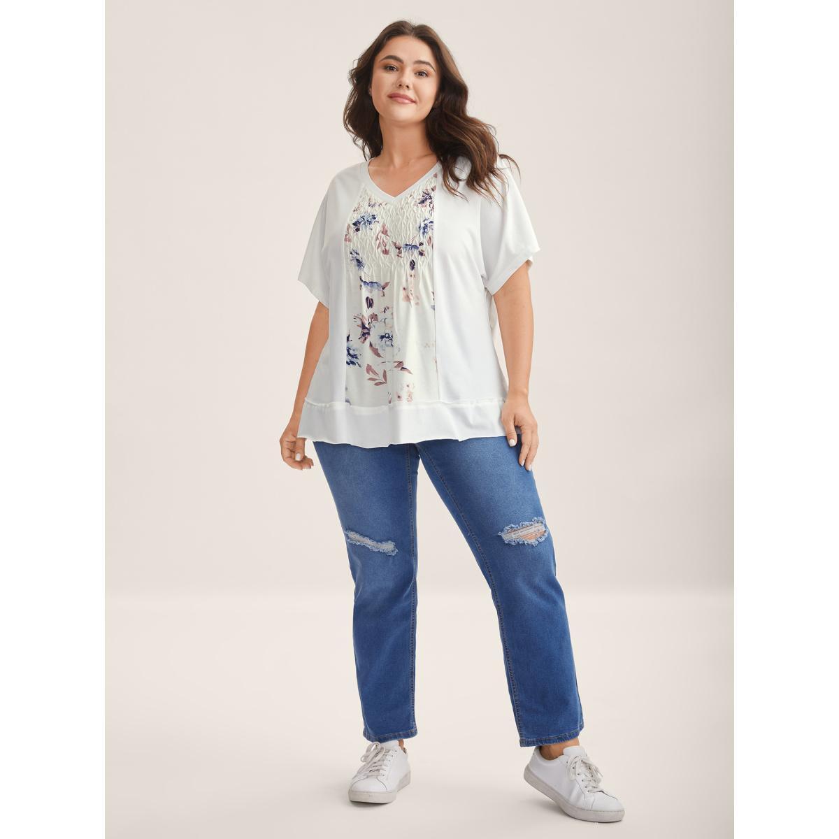 Plus Size Stretchy Handmade Shirred Relaxed-Fit T-Shirt WhiteSmoke Women Gathered V-neck Everyday-Casual T-shirts BloomChic 14-16/1X Product Image