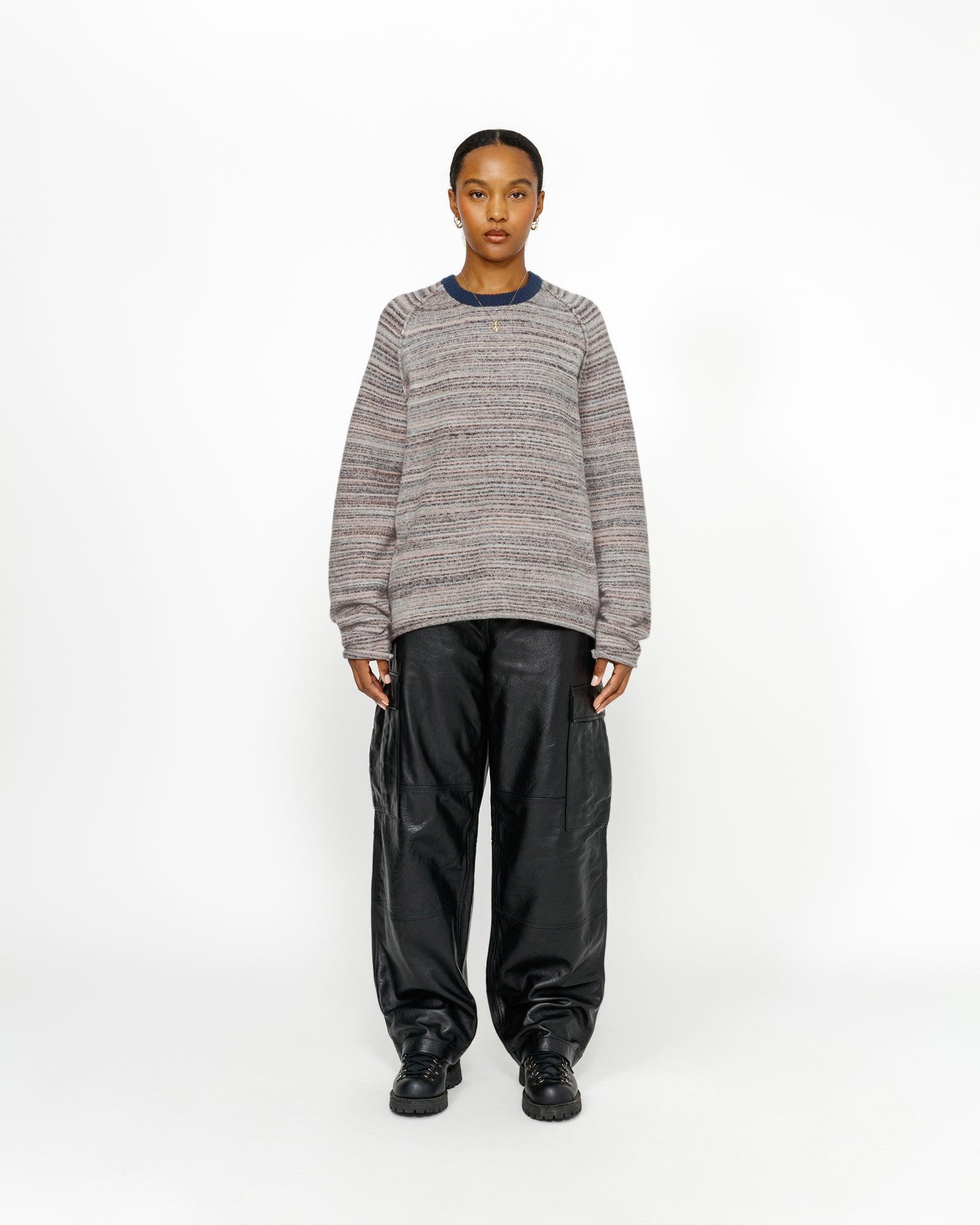 TEXTURED KNIT CONTRAST COLLAR CREW Male Product Image
