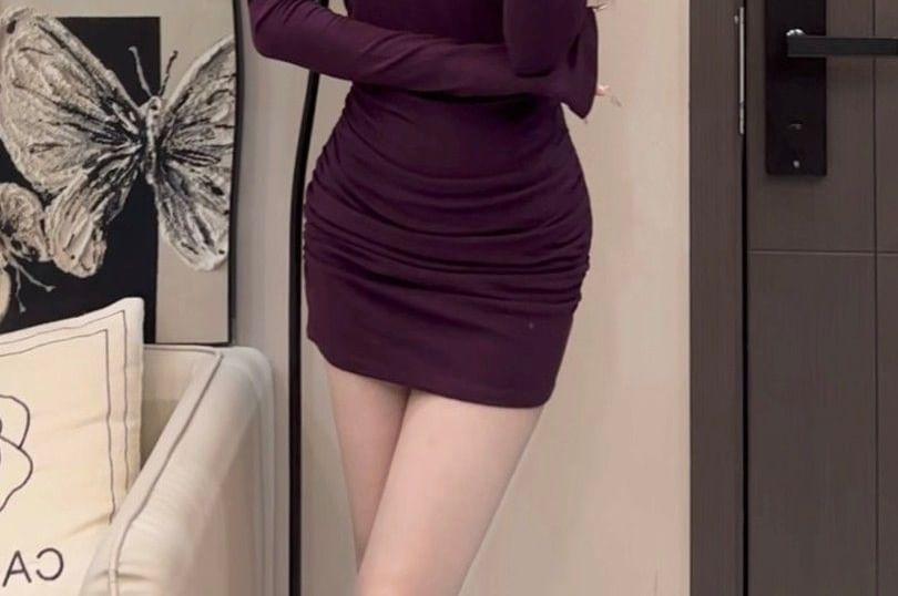 Long-Sleeve Cold-Shoulder Plain Mini Sheath Dress Product Image