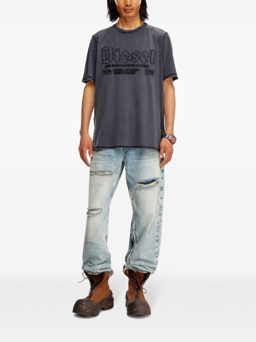 T-Rawjust logo-embroidered T-shirt Product Image