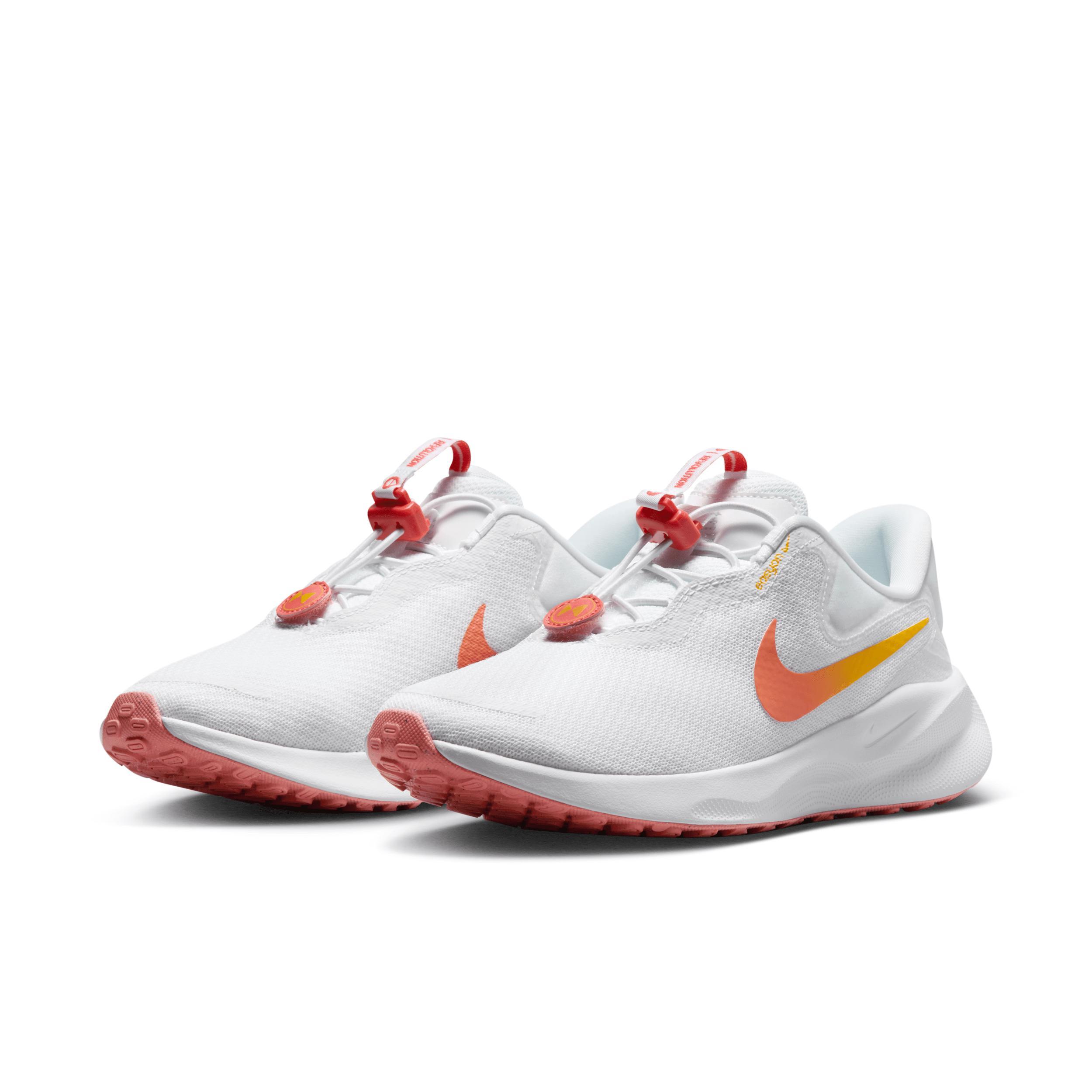 Nike Womens Revolution 7 EasyOn Easy On/Off Road Running Shoes Product Image