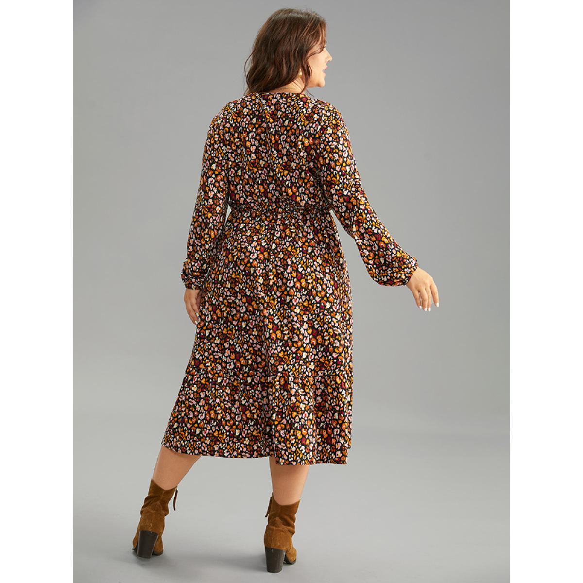 Plus Size Ditsy Floral Pocket Lantern Sleeve Ruffle Hem Dress Black Women Casual Elastic cuffs V-neck Long Sleeve Curvy Midi Dress BloomChic 14-16/1X Product Image