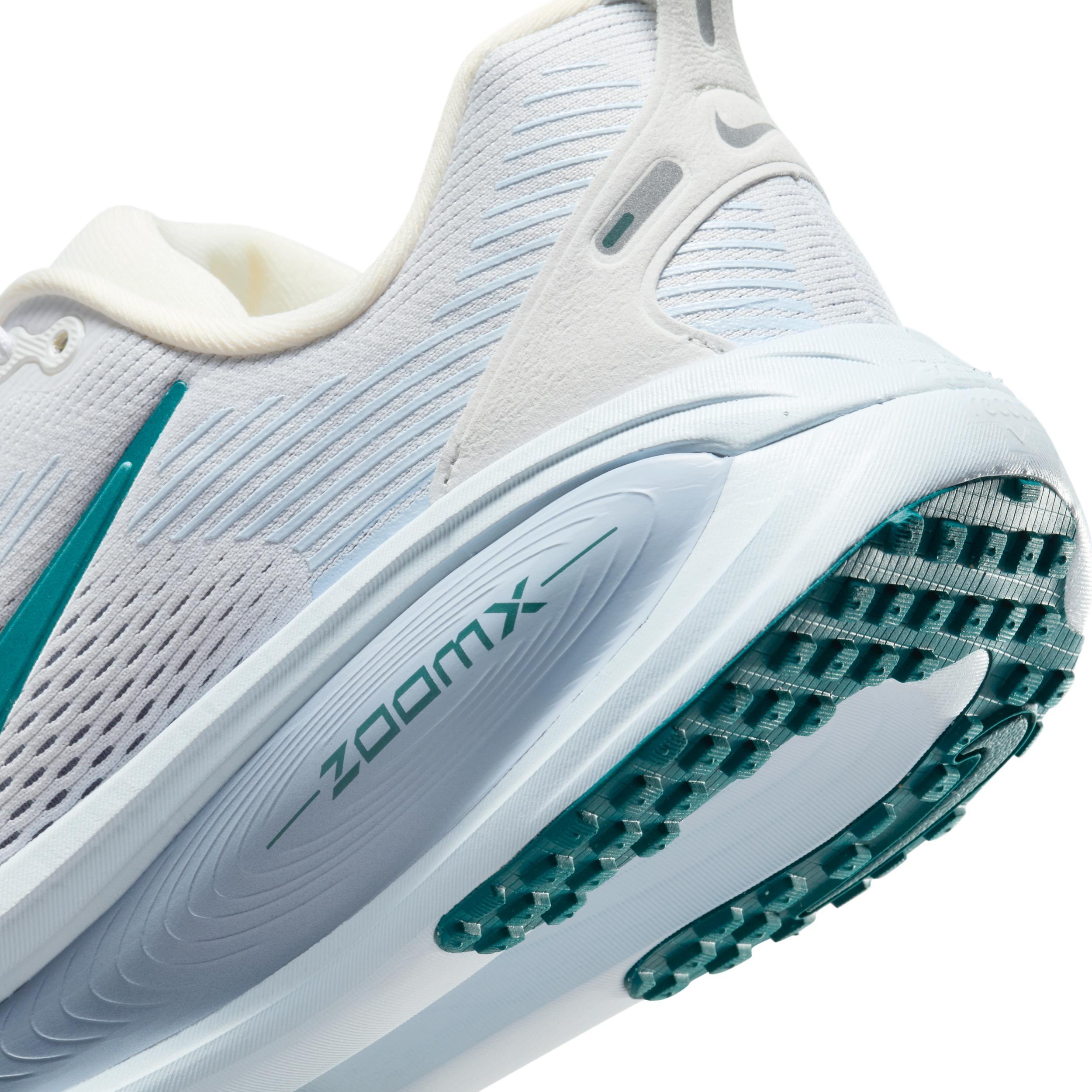 Nike Women's Vomero 18 Road Running Shoes Product Image