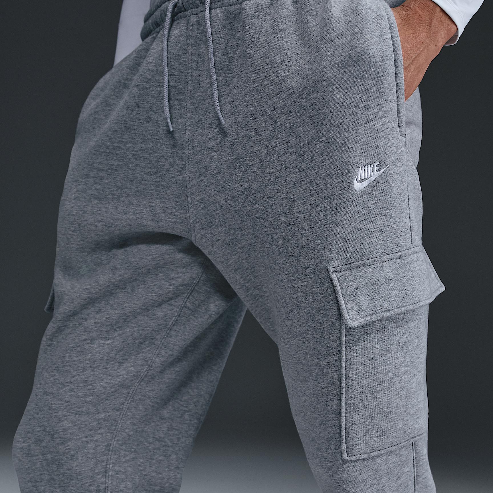 Nike Club Men's Fleece Cargo Pants Product Image