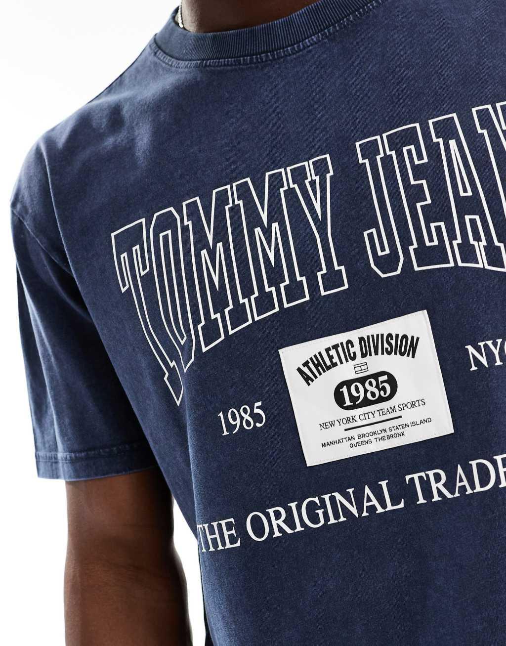 Tommy Jeans archive label logo T-shirt in navy Product Image