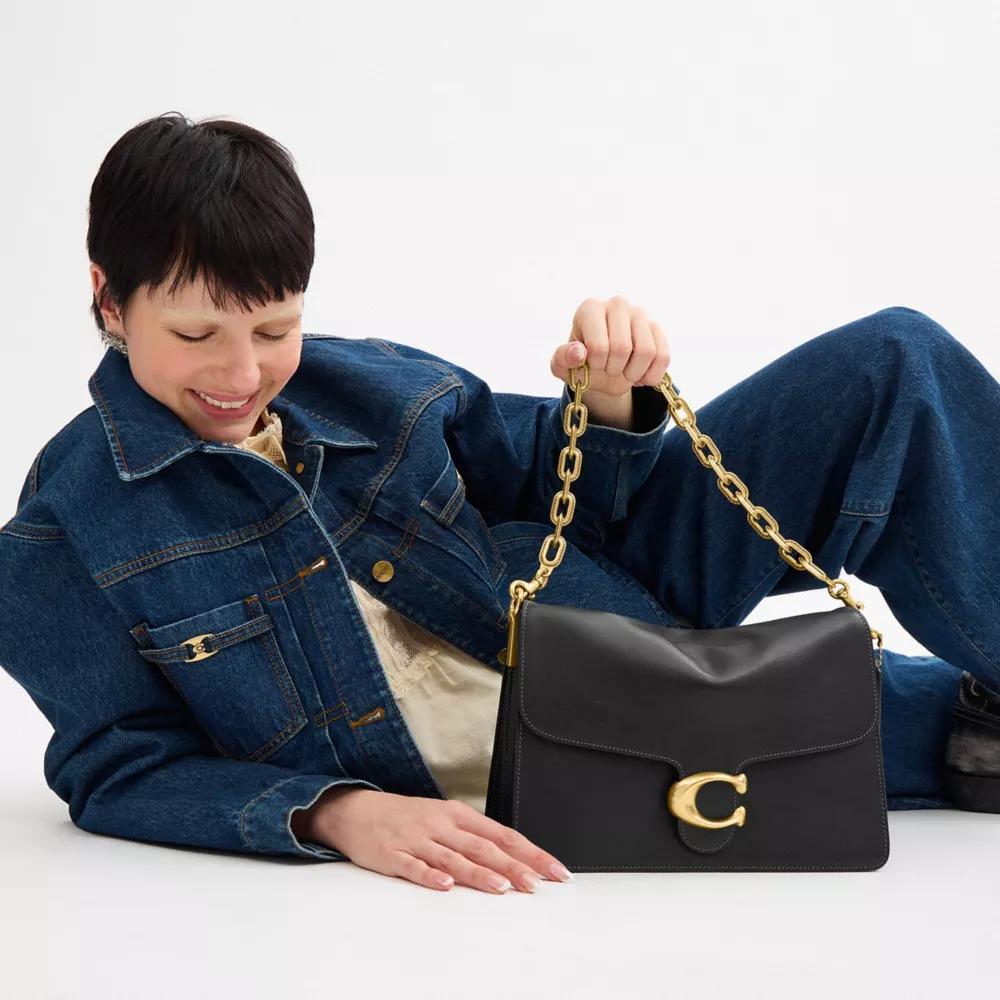 Chain Tabby Shoulder Bag 30 Product Image