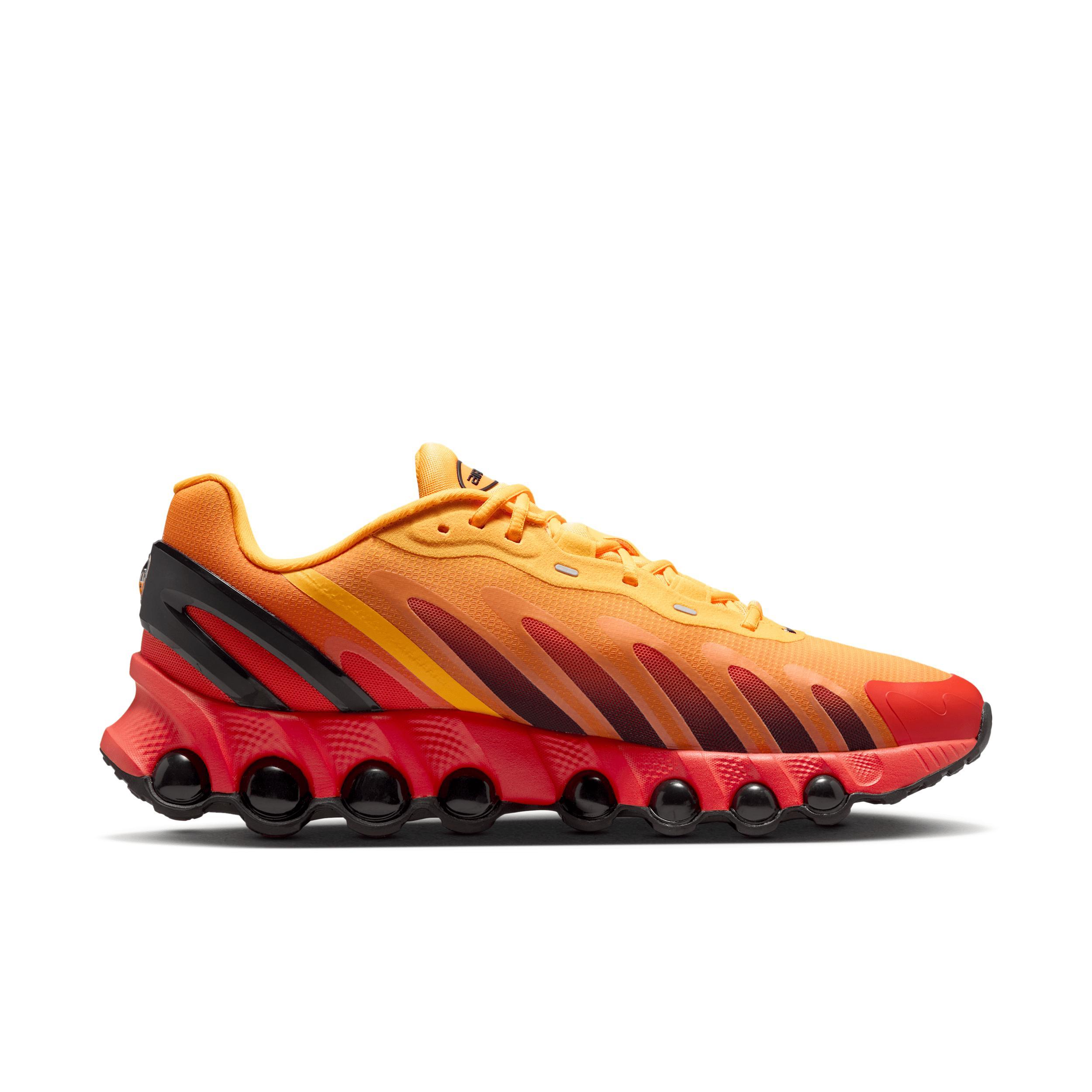 Nike Men's Air Max Dn8 Shoes Product Image