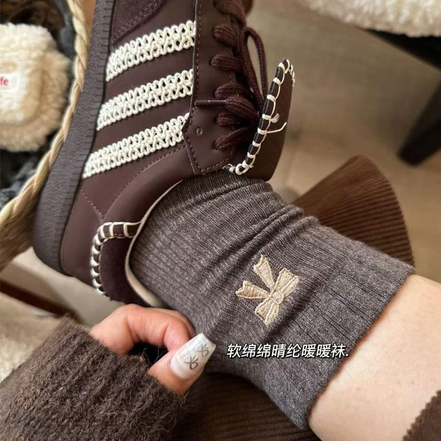 Bow Embroidered Socks Product Image